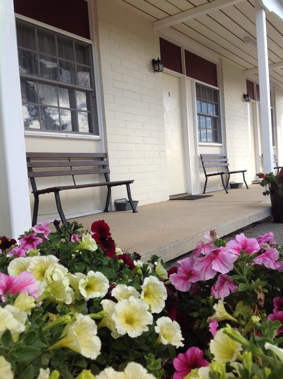 Colonial Lodge Motor Inn Yass Rom bilde