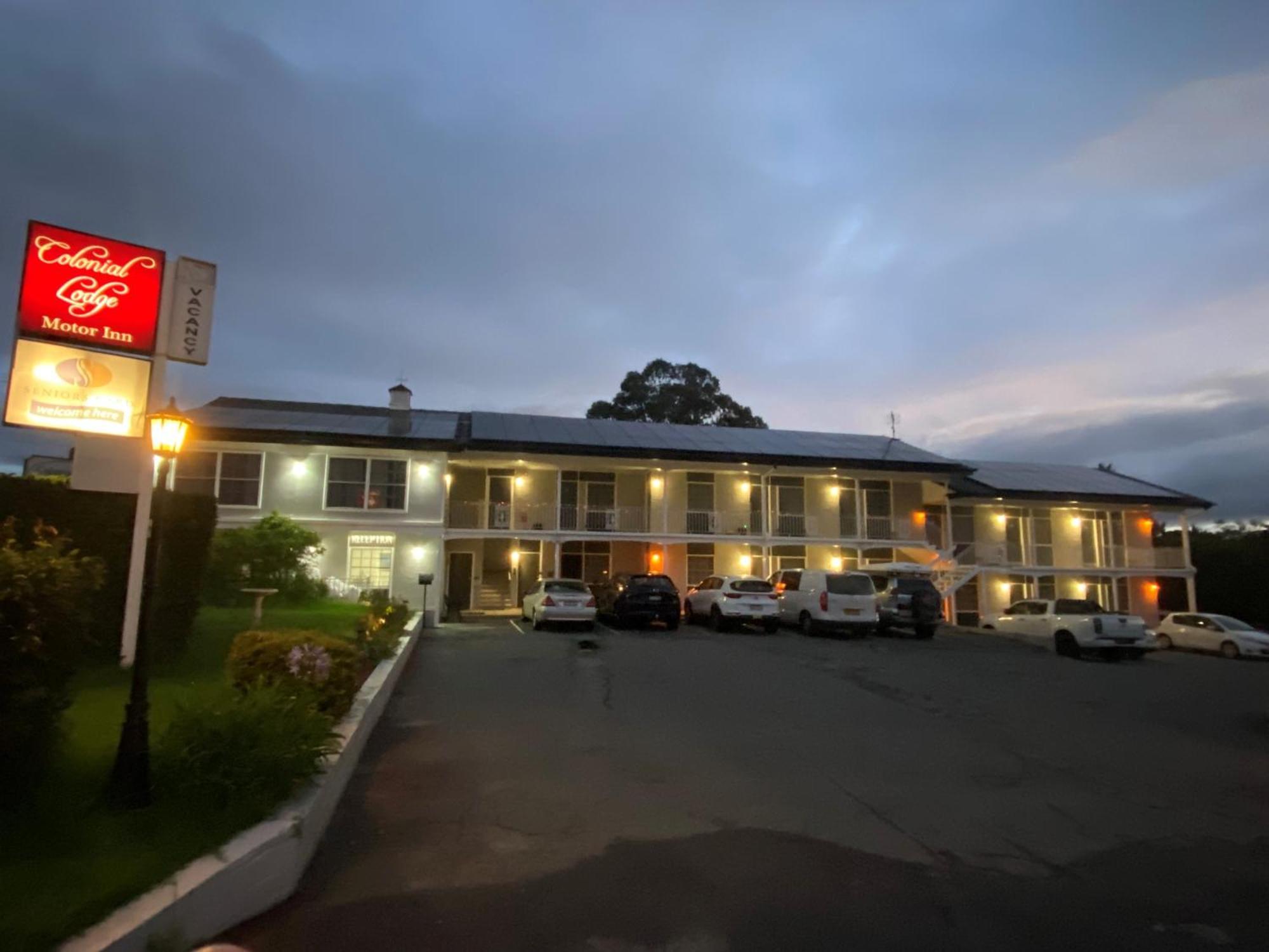 Colonial Lodge Motor Inn Yass Eksteriør bilde