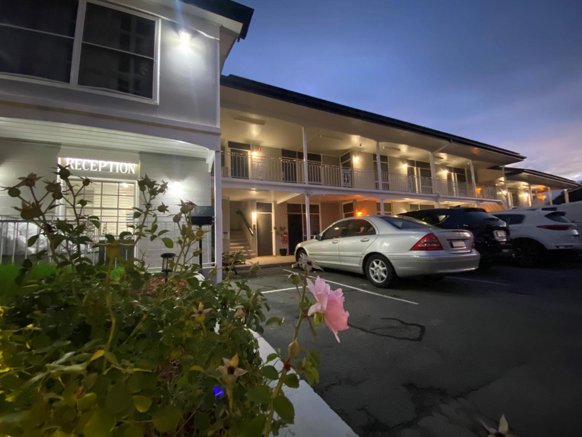Colonial Lodge Motor Inn Yass Eksteriør bilde