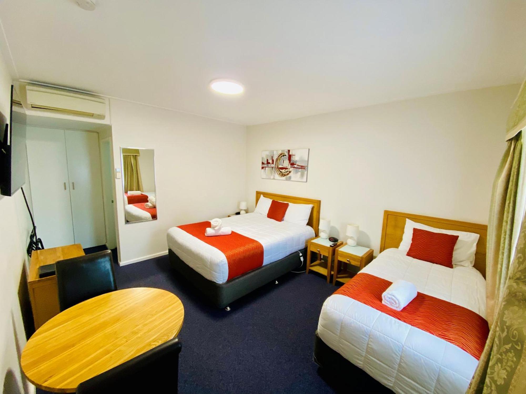 Colonial Lodge Motor Inn Yass Eksteriør bilde