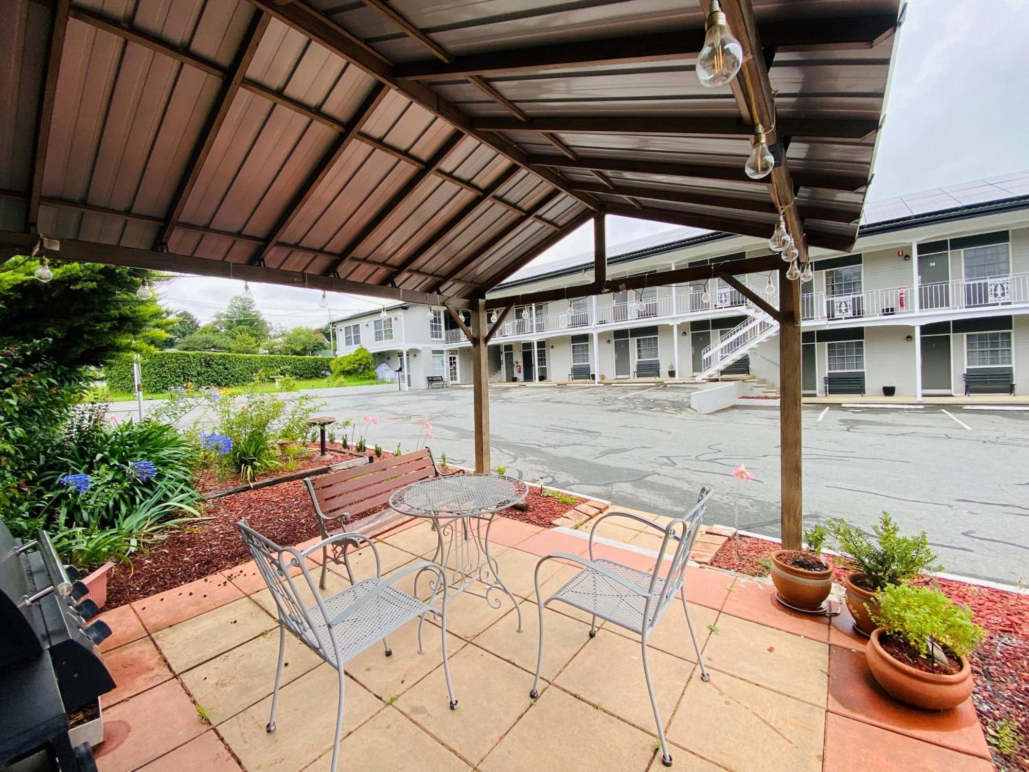 Colonial Lodge Motor Inn Yass Eksteriør bilde
