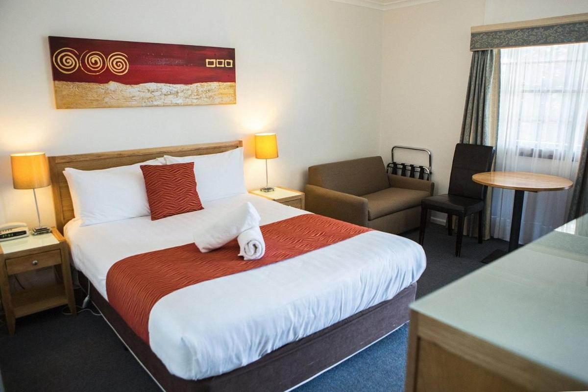 Colonial Lodge Motor Inn Yass Eksteriør bilde