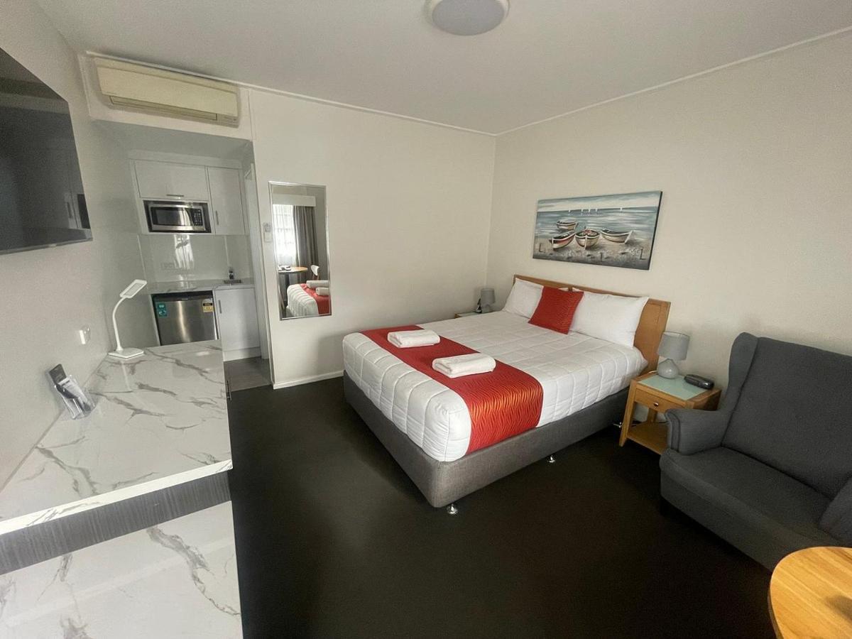Colonial Lodge Motor Inn Yass Eksteriør bilde